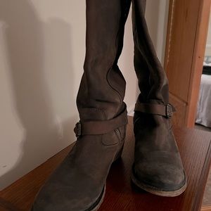 The brand is Liberty, their cowboy boots, beautiful suede leather,